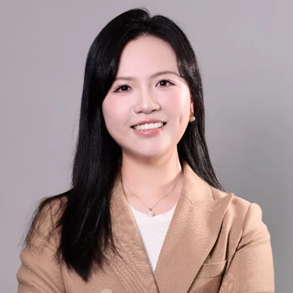 Aileen Shen, Senior Associate at Acadia Advisory