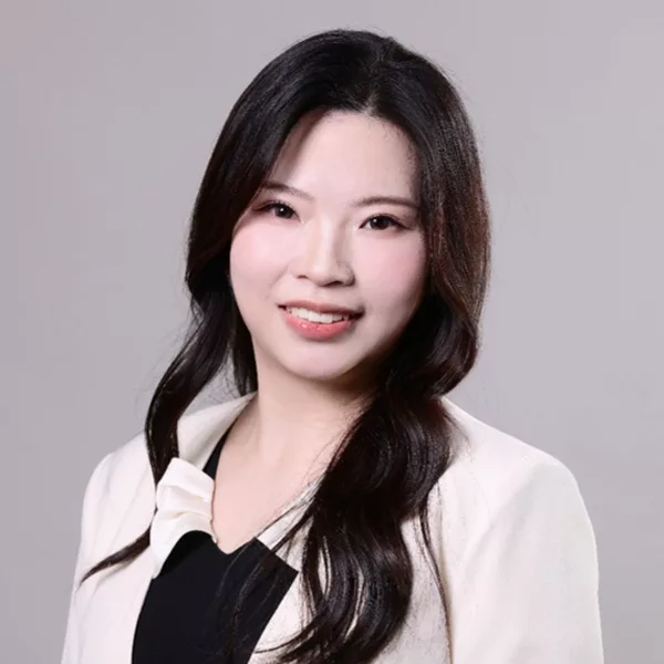 Freya Wang, Senior Associate at Acadia Advisory